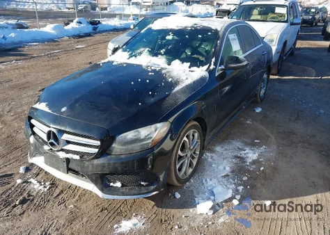 2016 Mercedes-Benz C 300 Sport 4Matic из США, поврежденный, VIN 55SWF4KB4GU176266